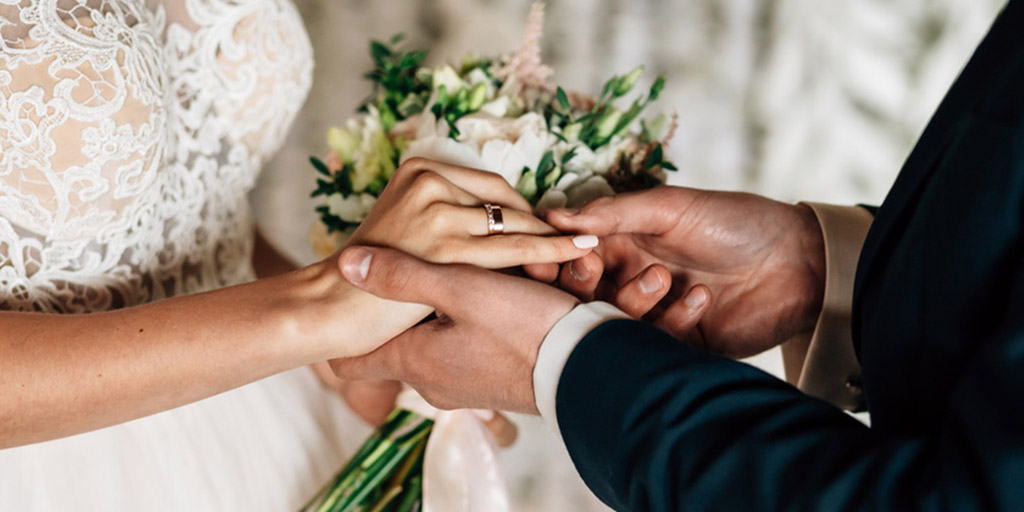 Hochzeit: Was Sie über Ehevertrag, Unterhalt und Ehegattensplitting wissen sollten
