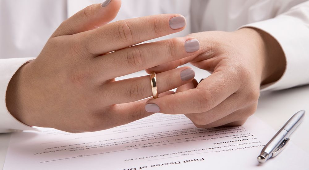 Scheidung ohne Anwalt - Ist das überhaupt möglich?