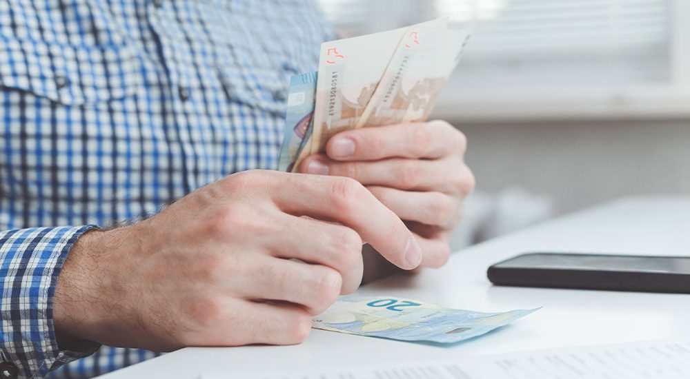 BGH zu Thema Unterhalt: Gut-Verdiener muss Einkommen offenlegen